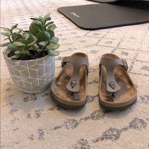 Birkenstock Gizeh size 38 worn once!
